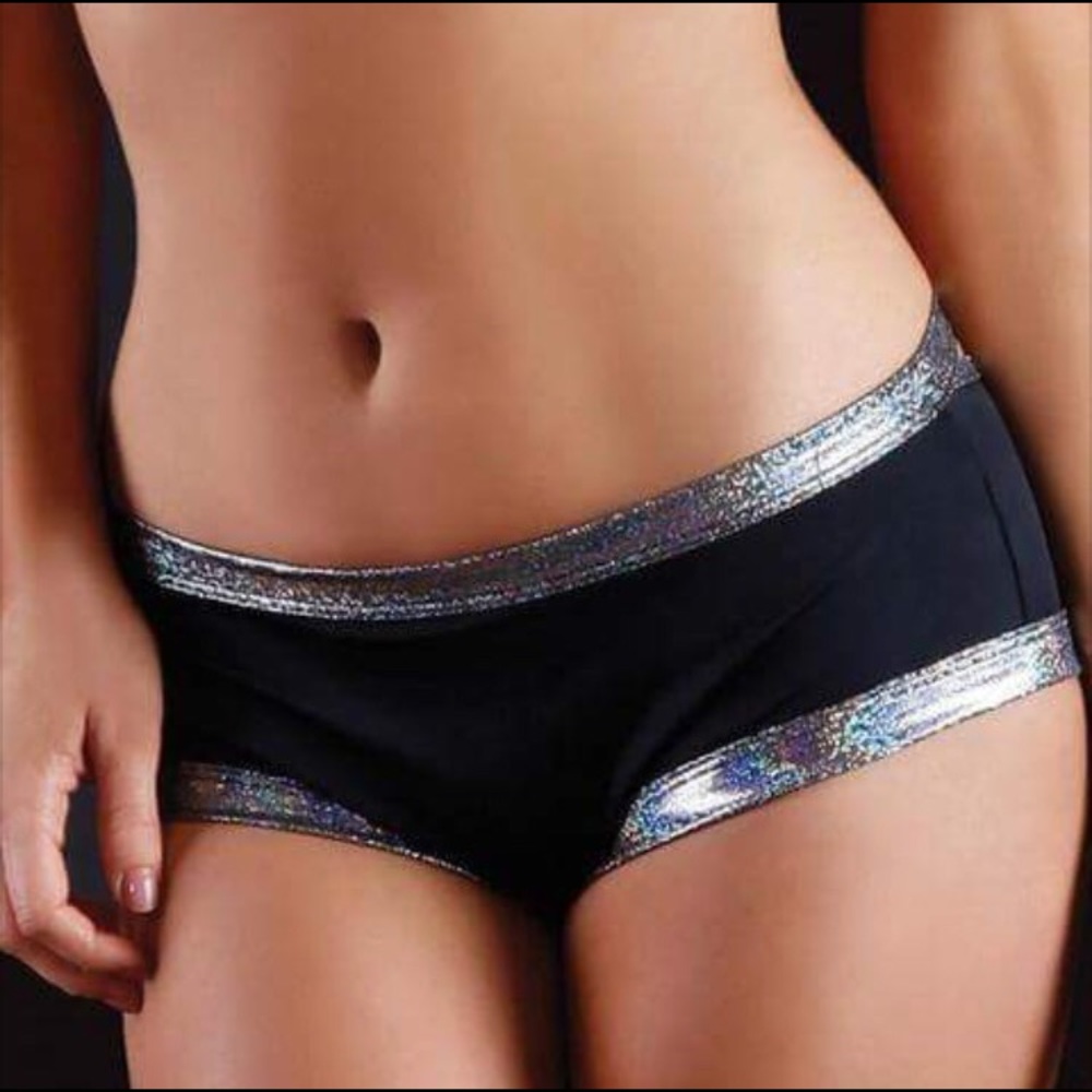 Black holographic Scrunch back short